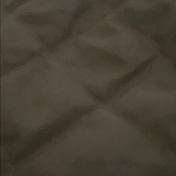 Meet your Posher, Vanessa - Picture 1 of 1